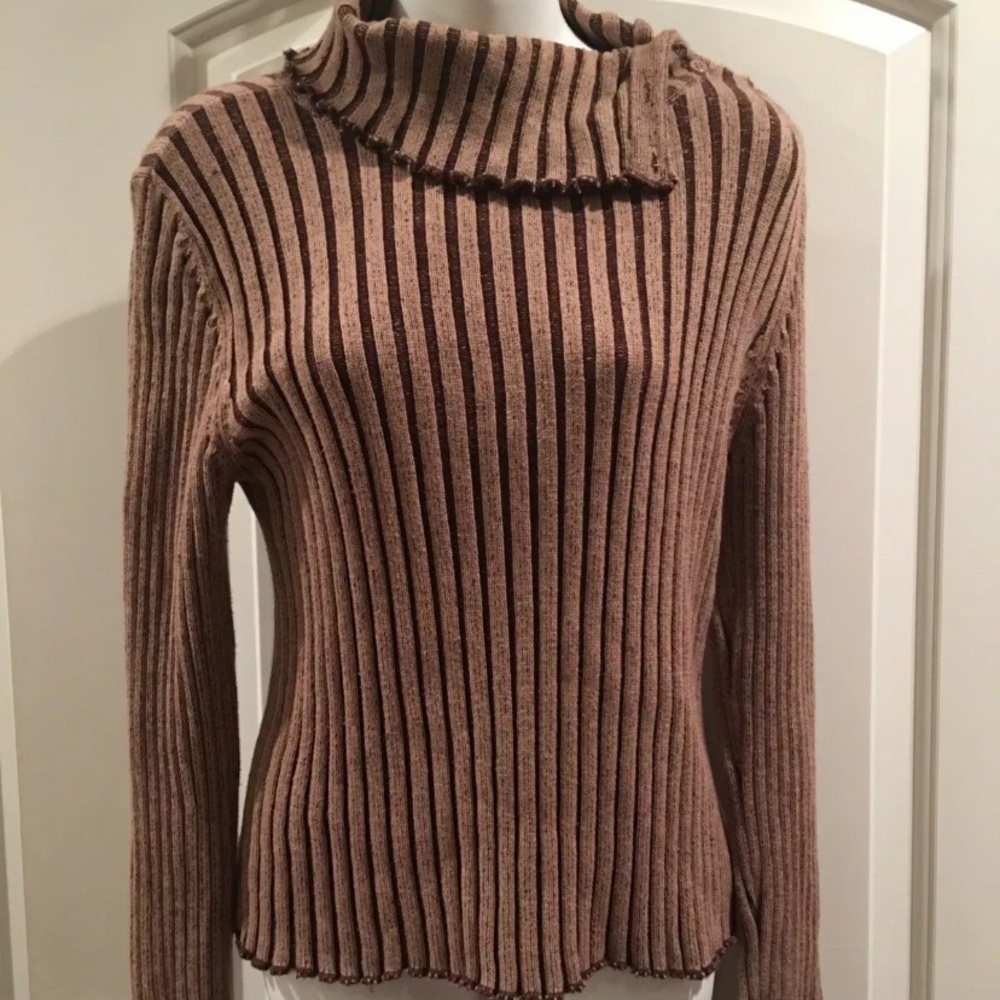 Mossimo Supply Co. Women's Sweater, size L Brown